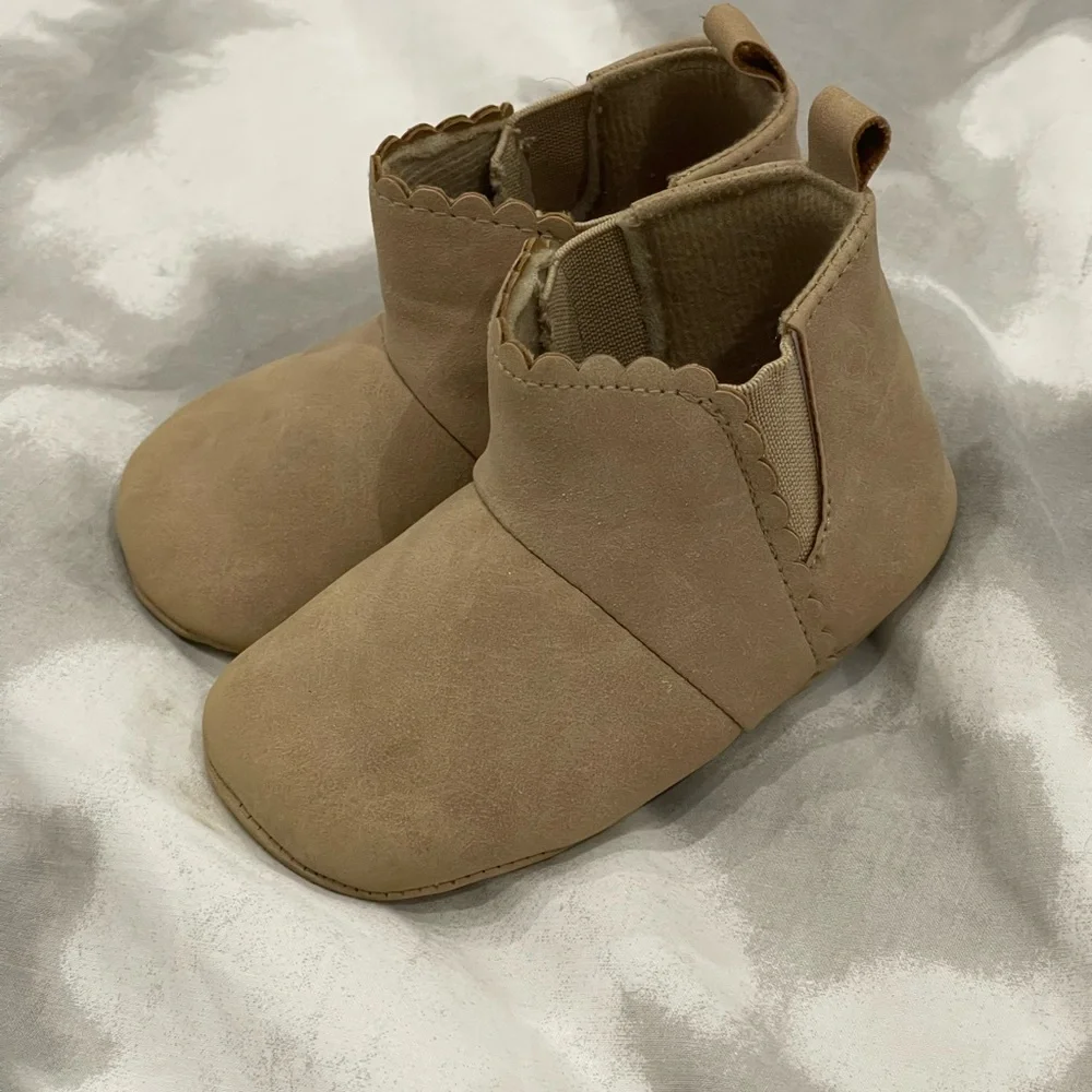 Carters‎ 9-12 Ankle Booties